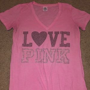 VS pink short sleeve T-shirt